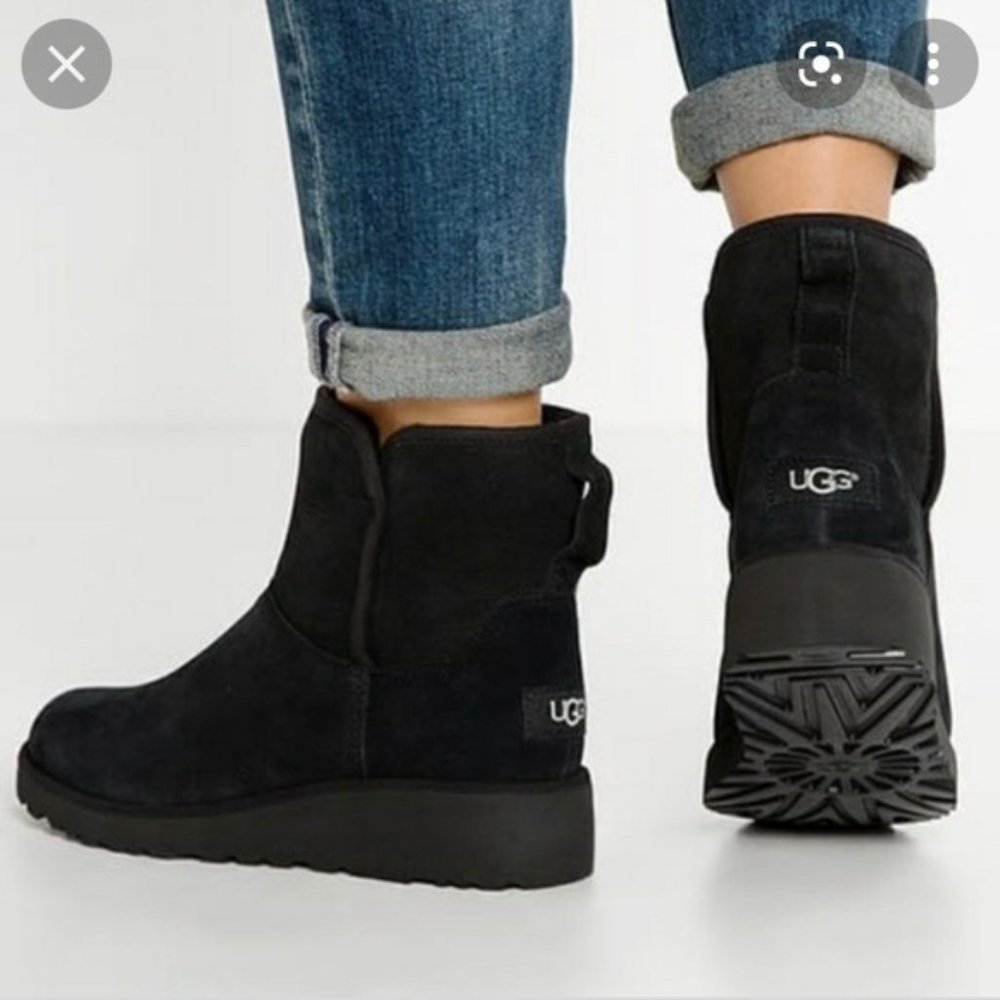 NIB UGG WOMEN'S KRISTIN SUEDE AND SHEARLING SLIM STYLE MINI BOOTS BLACK - Picture 2 of 10